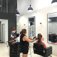 Viral Hair Studio