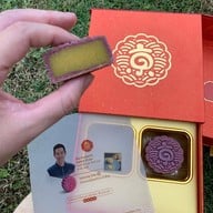 Kyo Roll En เกทเวย์ เอกมัย