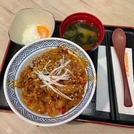 เมนูของร้าน Yoshinoya โยชิโนยะ ข้าวหน้าเนื้อ ข้าวหน้าหมู เซ็นทรัลพระราม3