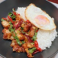 กะเพราเบ้อเร่อเบ้อร่า รามคำแหง 68