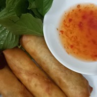 อร่อยเหลา (วัดราชบพิธ) อร่อยทุกเมนู อร่อยเหลา