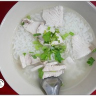 เมนูของร้าน ข้าวต้มปลาลุงหนวด ศรีราชา