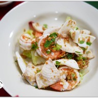 เมนูของร้าน ข้าวต้มปลาลุงหนวด ศรีราชา