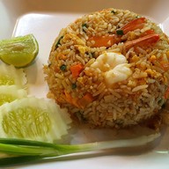 เมนูของร้าน บ้านไร่น้ำอิง ร้านอาหารทะเลพื้นเมือง เพชรบุรี