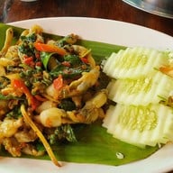 เมนูของร้าน บ้านไร่น้ำอิง ร้านอาหารทะเลพื้นเมือง เพชรบุรี