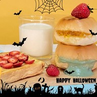 ปังต้าวก้อน  ขนมปังปิ้ง - ปังเย็นแก้วใหญ่ ช้างม่อย