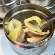 เกาเหลาเลือดหมูซอยแฉล้ม ซอยแฉล้ม