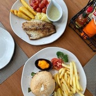 วะณะ คาเฟ่ & บิสโตร Vaanaa Cafe & Bistro