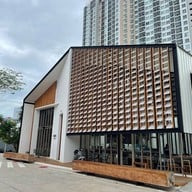 วะณะ คาเฟ่ & บิสโตร Vaanaa Cafe & Bistro