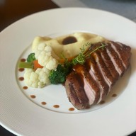 Sapiens Restaurant Chiangmai - ร้านอาหารเซเปียนส์