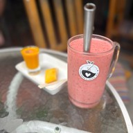 Khunkae’s Juice Bar