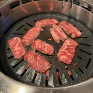 우형제 Grill & Bar