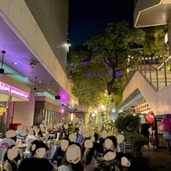 Beer Belly 72 Courtyard