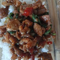 ร้านลุงเหน่งลาบยโส สาขาเนินมะปราง