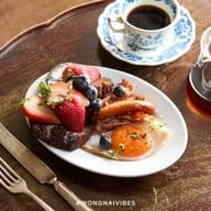 Alex&BethBangkok หลานหลวง