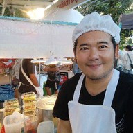 หมูกรอบแซ่บ ครูซ่าส์ ถนนเณรแก้ว (รับของไผ่ขวาง)