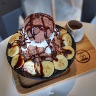 Ikigai Premium Gelato  Central siracha