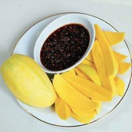 นายออย ผลไม้สด เซเว่นอนุบาลมหาสารคาม