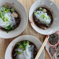 ก๋วยเตี๋ยวเรือ ป. ประทีป สาขาเมืองเอก เมืองเอก