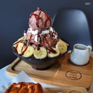 Ikigai Premium Gelato  Central siracha