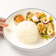 เฮียฮวดก๋วยเตี๋ยวหมูบ้านบึง พระยาสัจจา