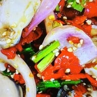 ร้านลาบลุงกร ข้าวปุ้นซาวน้ำปลาร้า อาหารตามสั่ง