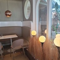 บรรยากาศ Summer House Cafe x Beach Club Pattaya