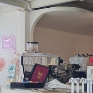 บรรยากาศ Summer House Cafe x Beach Club Pattaya