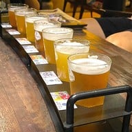 เมนูของร้าน 7 BRIDGES BREWING CO.