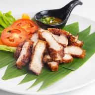 กินแซ่บ (กุ้งแซ่บ/หมี่คลุก) เฉลิมพระเกียรติ ร.9