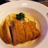 7th Street bar&bistro เมกา บางนา