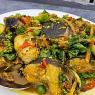 เมนูของร้าน ครัวเรือโป๊ะ