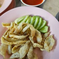 เมนูของร้าน เจ๊น้องริมทะเลบางพระ