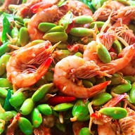 ร้านจันทร์เจ้า ข้าวแกง ตามสั่ง เตี๋ยว ตำ ยำ
