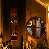 บรรยากาศ Sold Out Bistro Food X Drink -