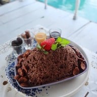 The Wild Swans Lake And Restaurant