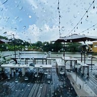 ญาติ+มิตร นันททวี3 มิตรไมตรี6/3