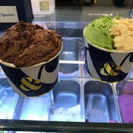 Ampersand Gelato บำรุงราษฎร์