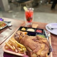 เมนูของร้าน The Dishes Riverside พระสมุทรเจดีย์