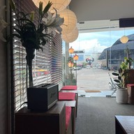 TWELVE° Café