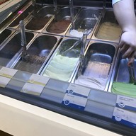 Ampersand Gelato บำรุงราษฎร์