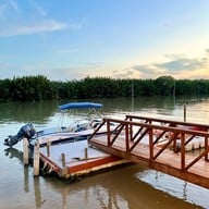 เมนูของร้าน The Dishes Riverside พระสมุทรเจดีย์