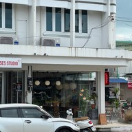 TWELVE° Café
