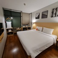 โรงแรมไอบิส กรุงเทพ สาทร