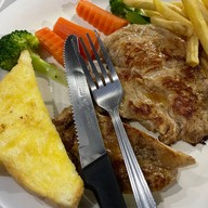 OKสเต็กพรีเมี่ยมสาขาพัฒนาการ69