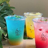 ลาพาซ คาเฟ่ (La Paz Cafe')  -