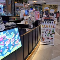 หน้าร้าน The Black Dragon ซีคอนสแควร์