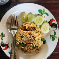 ข้าวคลุกกะปิ By เป่า เตี๋ยว ฟู่ ไม่มีหน้าร้าน ตั้งแต่ ม.ค. 68 เป็นต้นไป