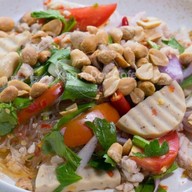 ครัวลับท้ายซอย 11 : ก๋วยเตี๋ยว ตามสั่ง กาแฟสด น้ำแข็งใส -