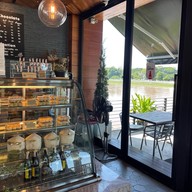 De Lanna Riverfront Café&Restaurant